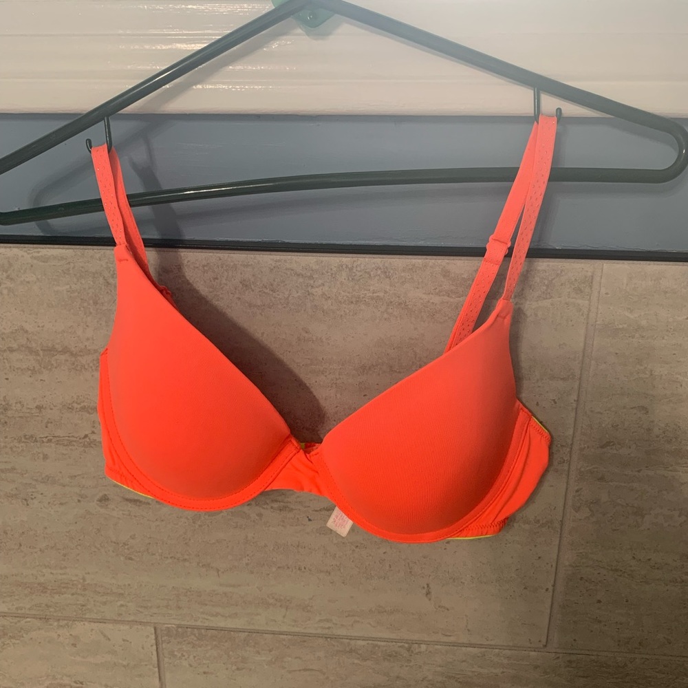 BRIGHT orange PINK by VS bra‼️🎉